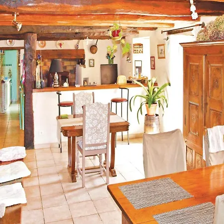 Holiday home Holiday Mezou Manach *